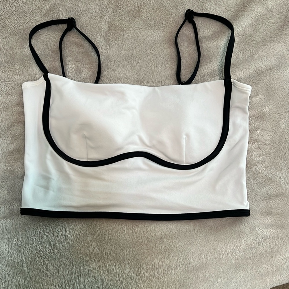 Alo Yoga Airbrush Streamlined Bra Tank